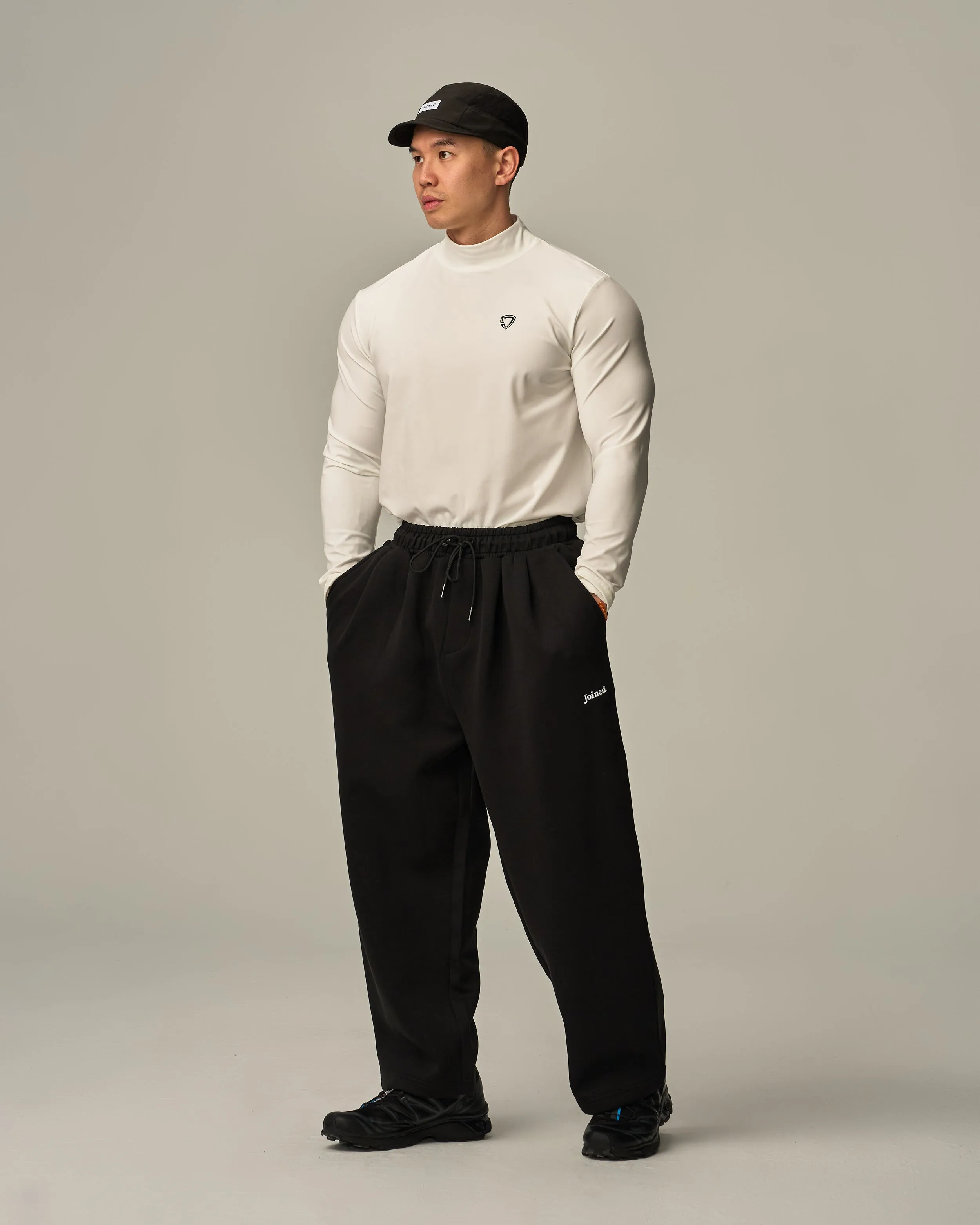 Adapt Turtle Neck Muscle Long Sleeves