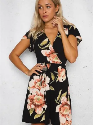 BerryBetty - Cute Cap Sleeve Floral Mini Wrap Dress