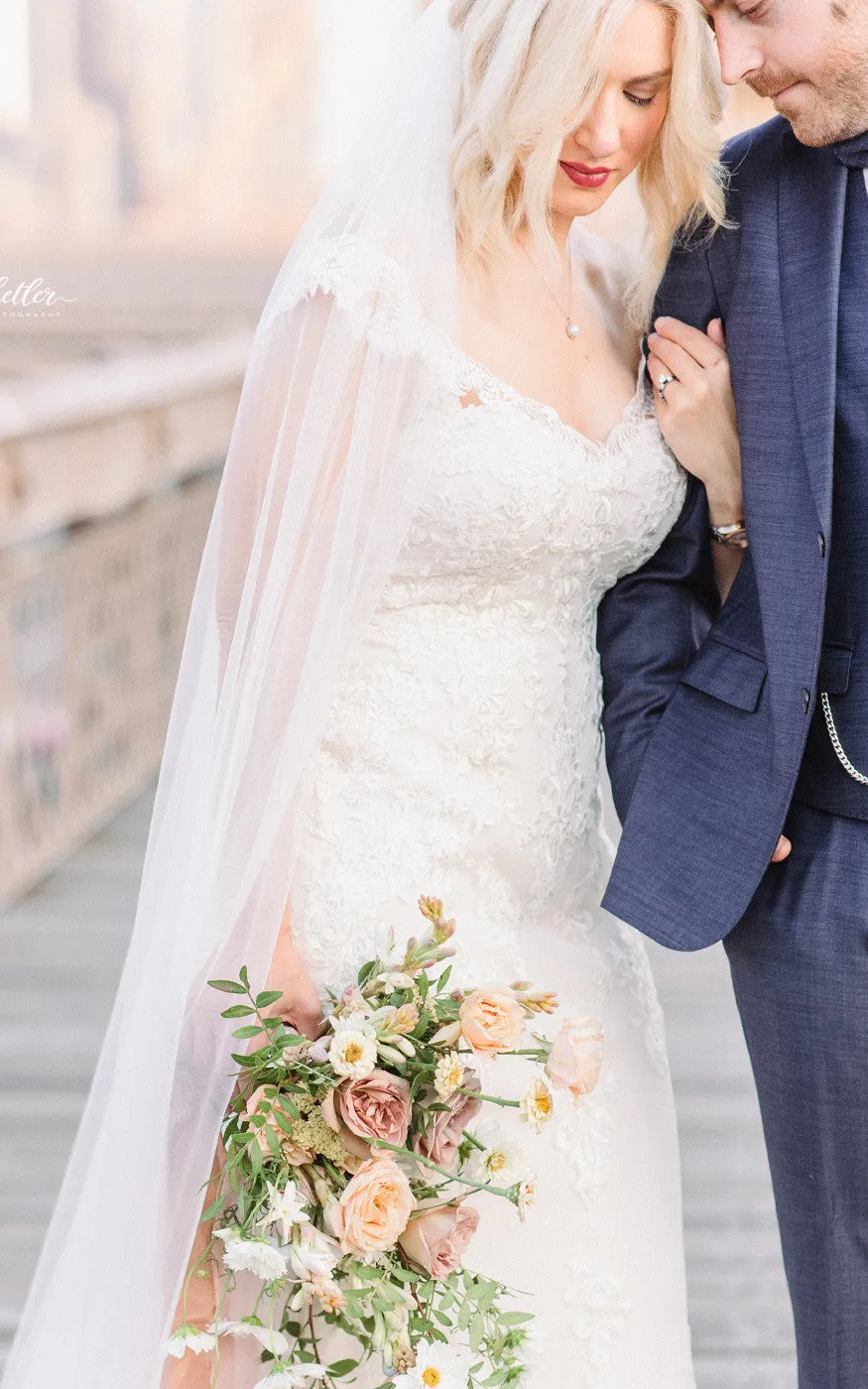 Casual Sheath Off-the-shoulder Lace Tulle Wedding Dress With Open Back And Appliques-716626