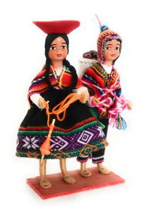 Cholitos Figurines Dolls Peruvian Folk Customs Yarn Spinning, Purple Potatoes Harvesting 6.5" Tall