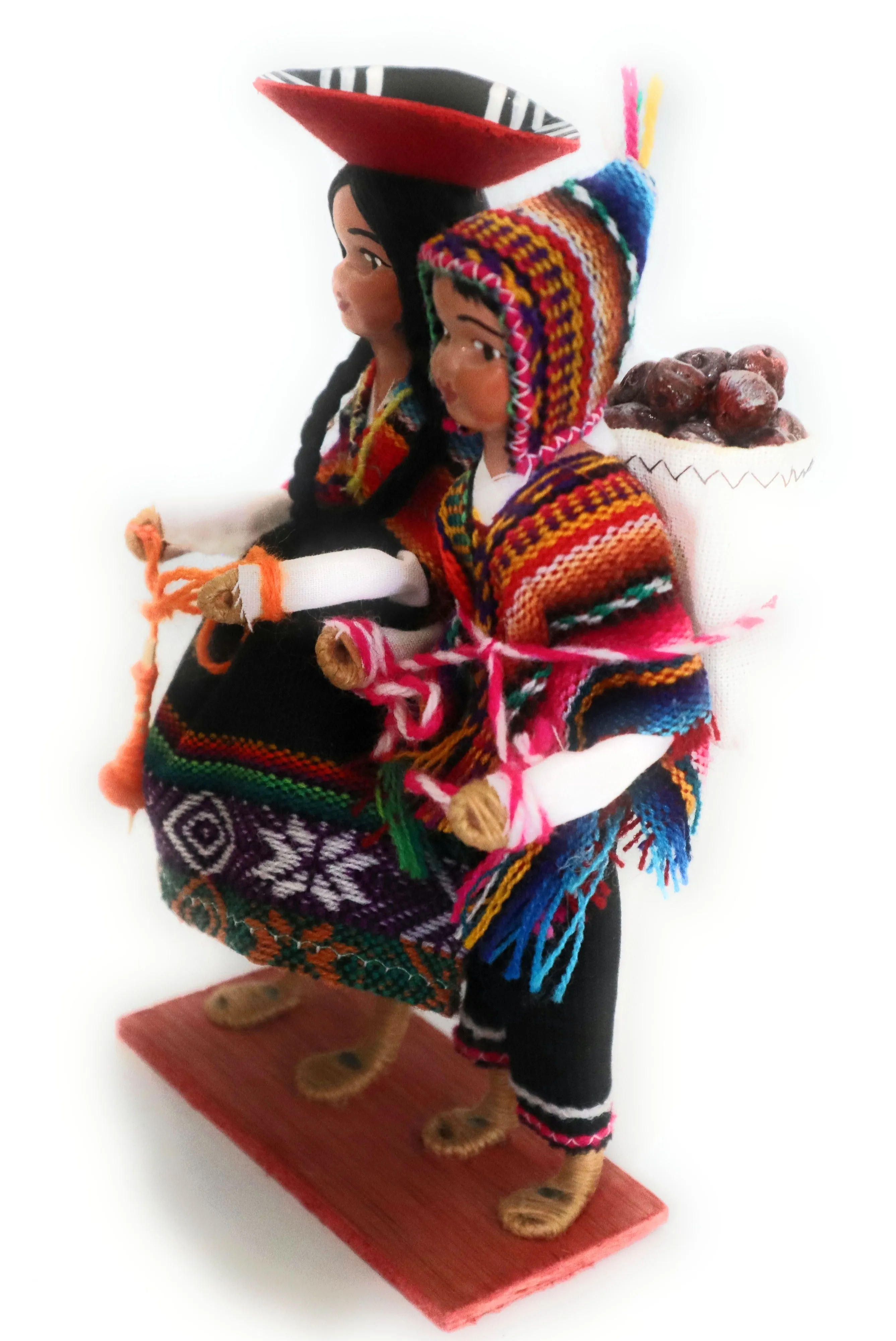 Cholitos Figurines Dolls Peruvian Folk Customs Yarn Spinning, Purple Potatoes Harvesting 6.5" Tall