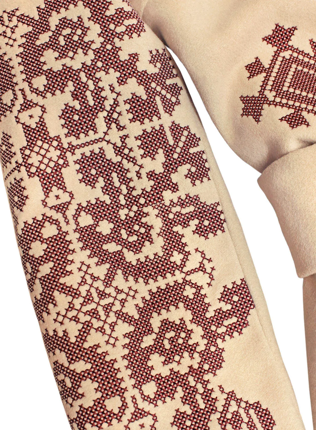 Coat with embroidery