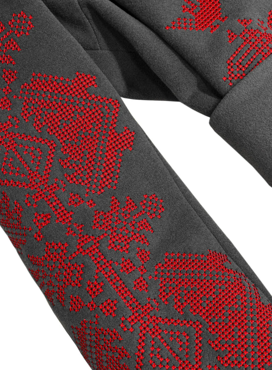Coat with embroidery