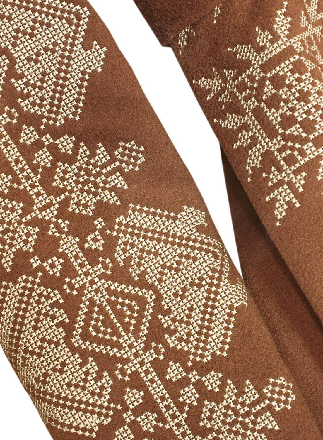 Coat with embroidery