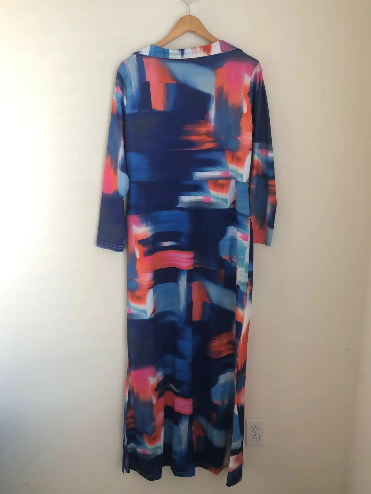 Deep V neck waist tie Maxi Dress