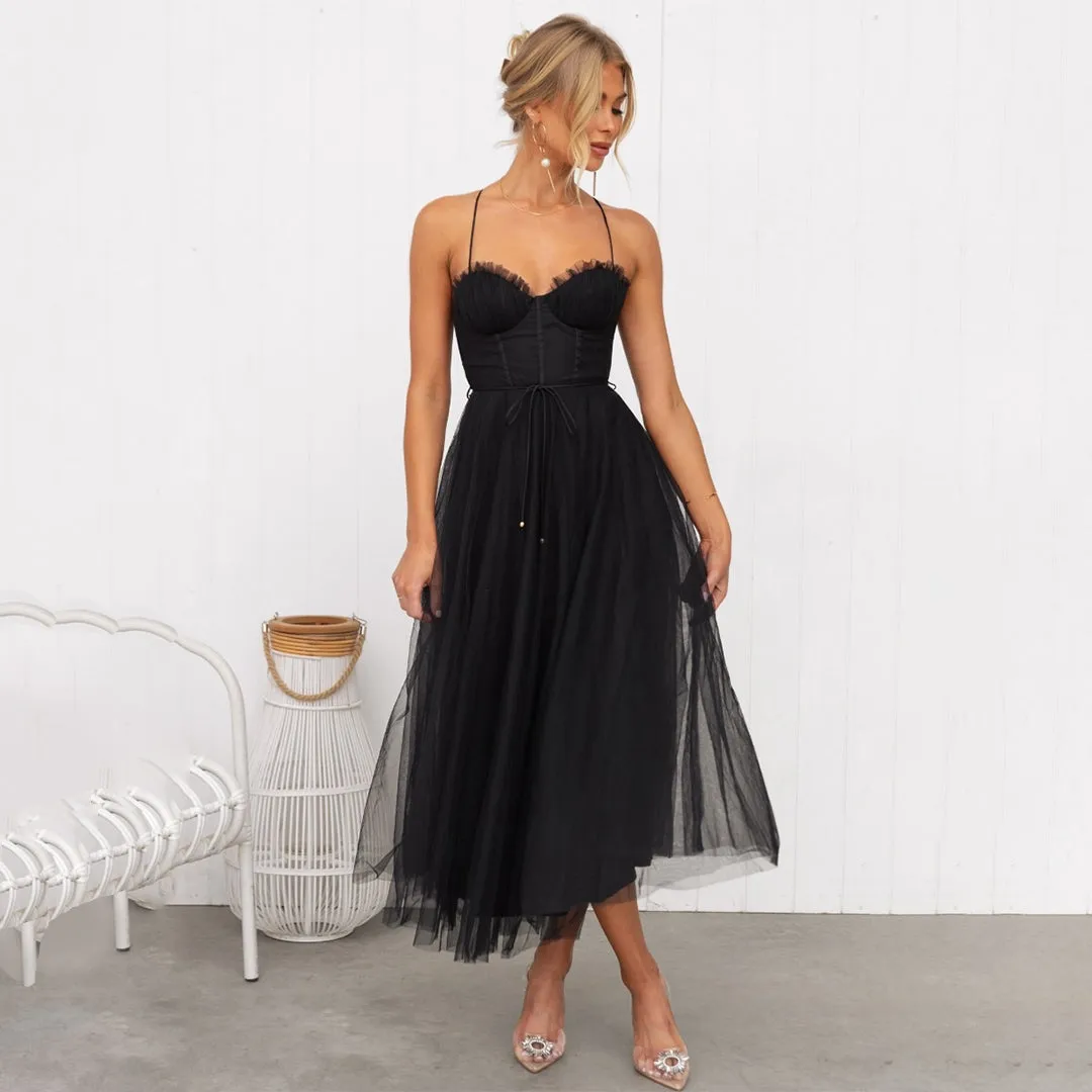 Elegant midi dress for any occasion