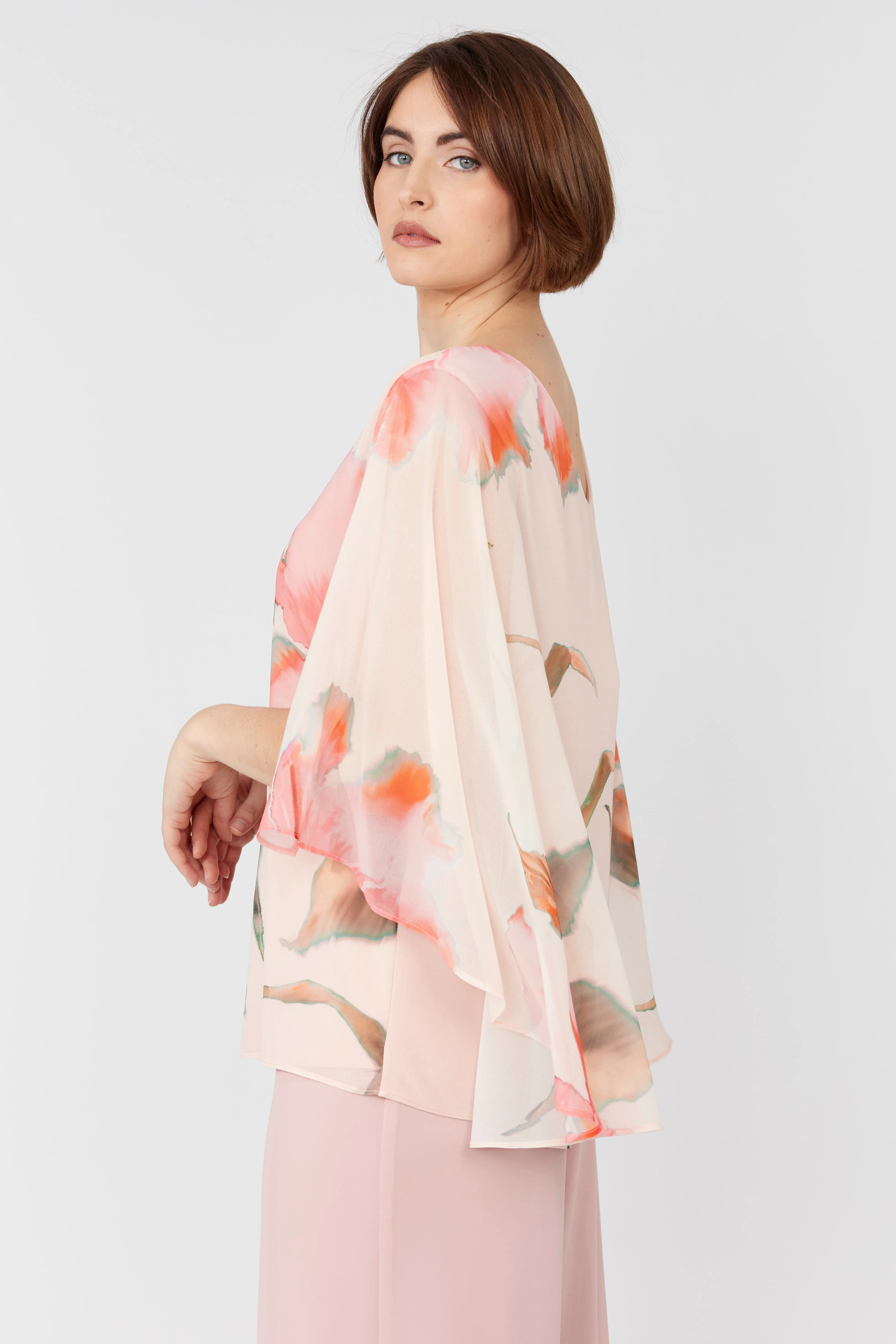 FRANK LYMAN- WOMEN'S FLORAL V-NECK PULLOVER TOP