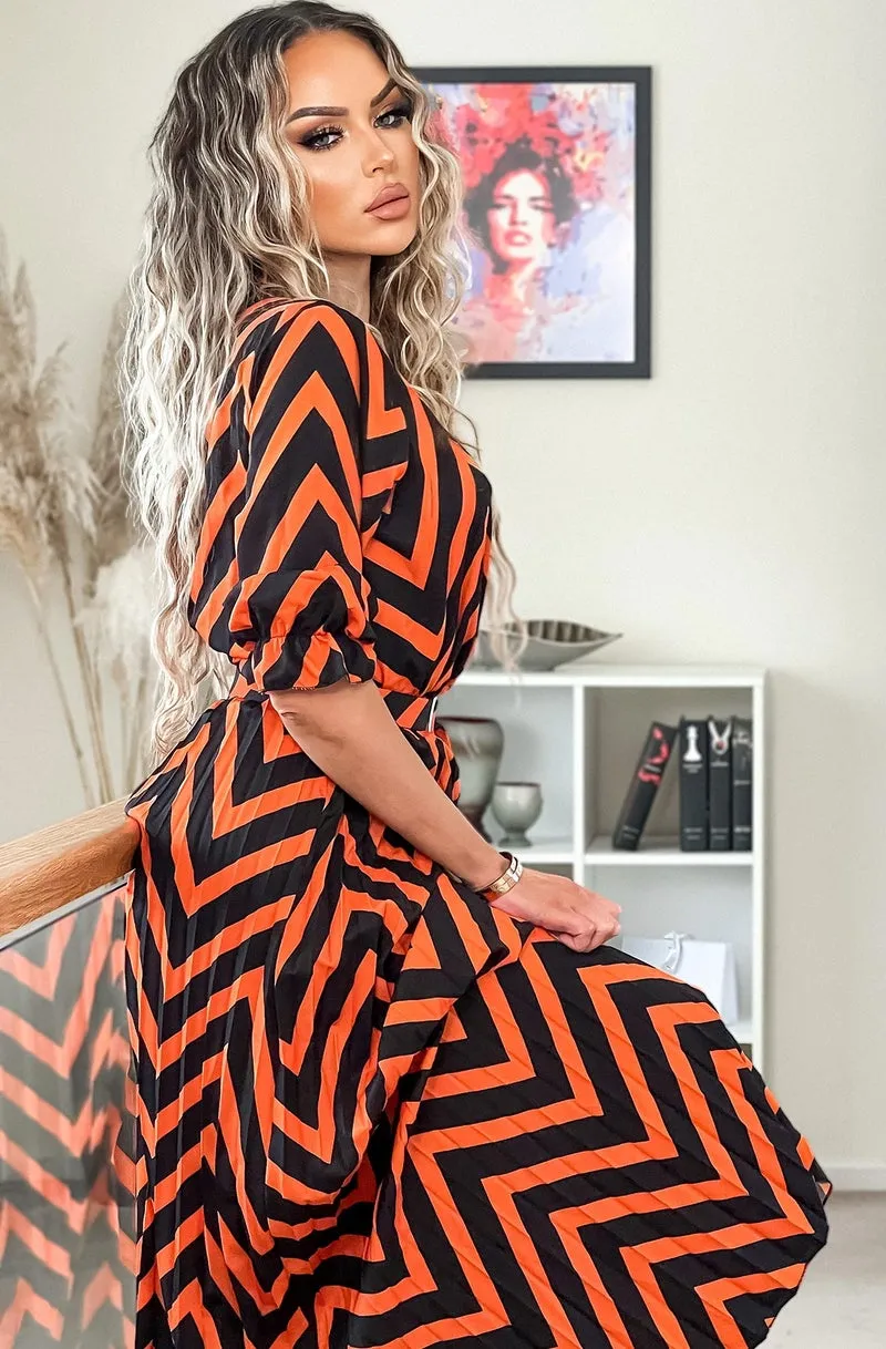 HARLOW ZIG ZAG PLEATED MAXI DRESS