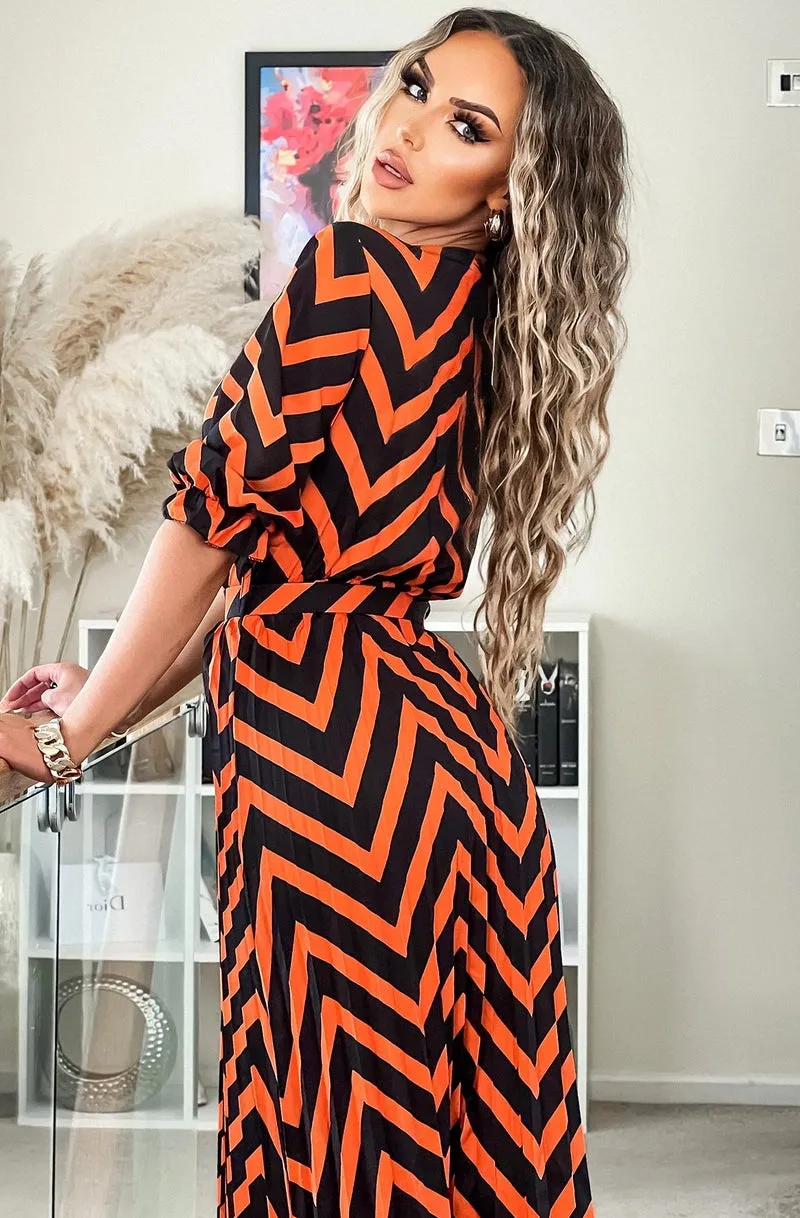 HARLOW ZIG ZAG PLEATED MAXI DRESS