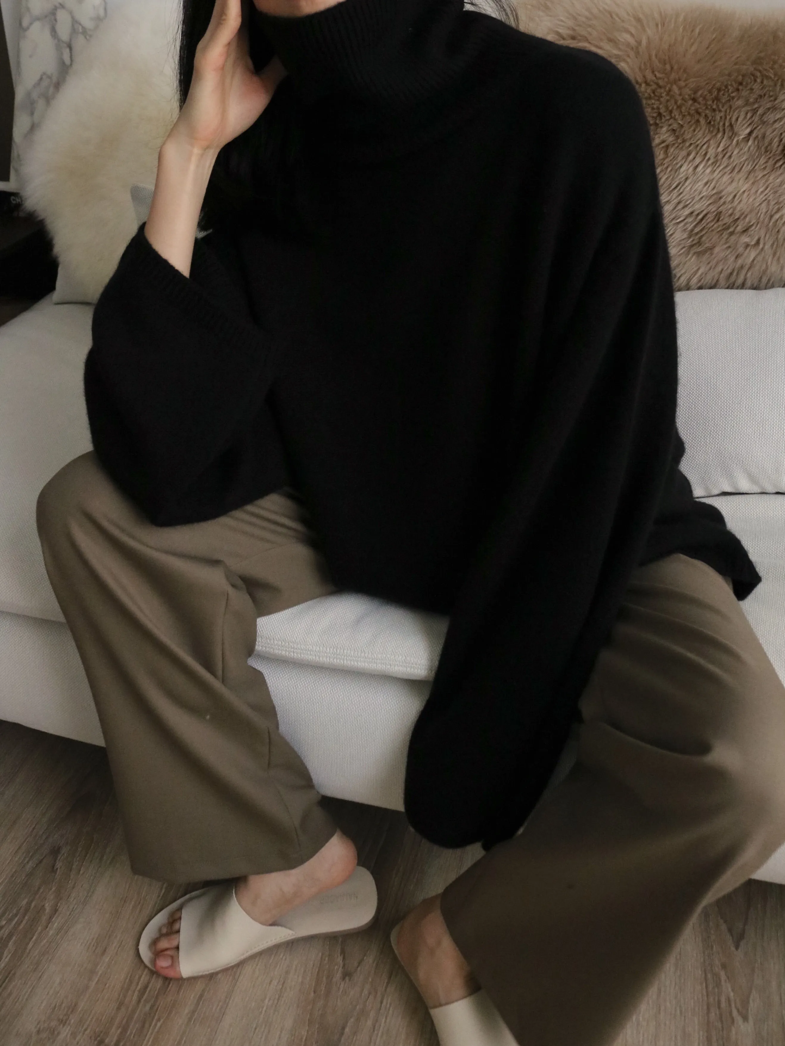 Liv Sweater-black