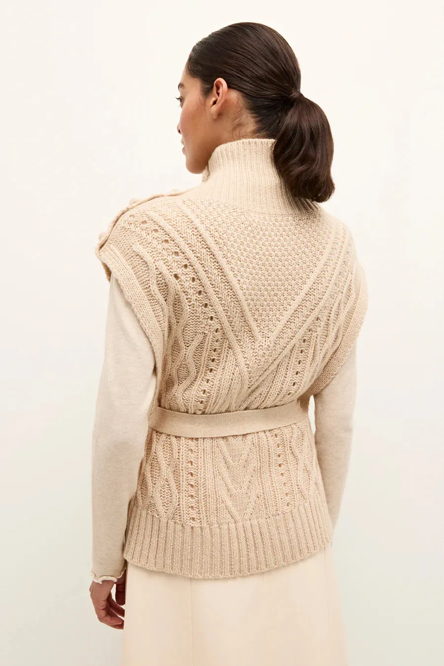 Marie Oliver Hampton Popover
