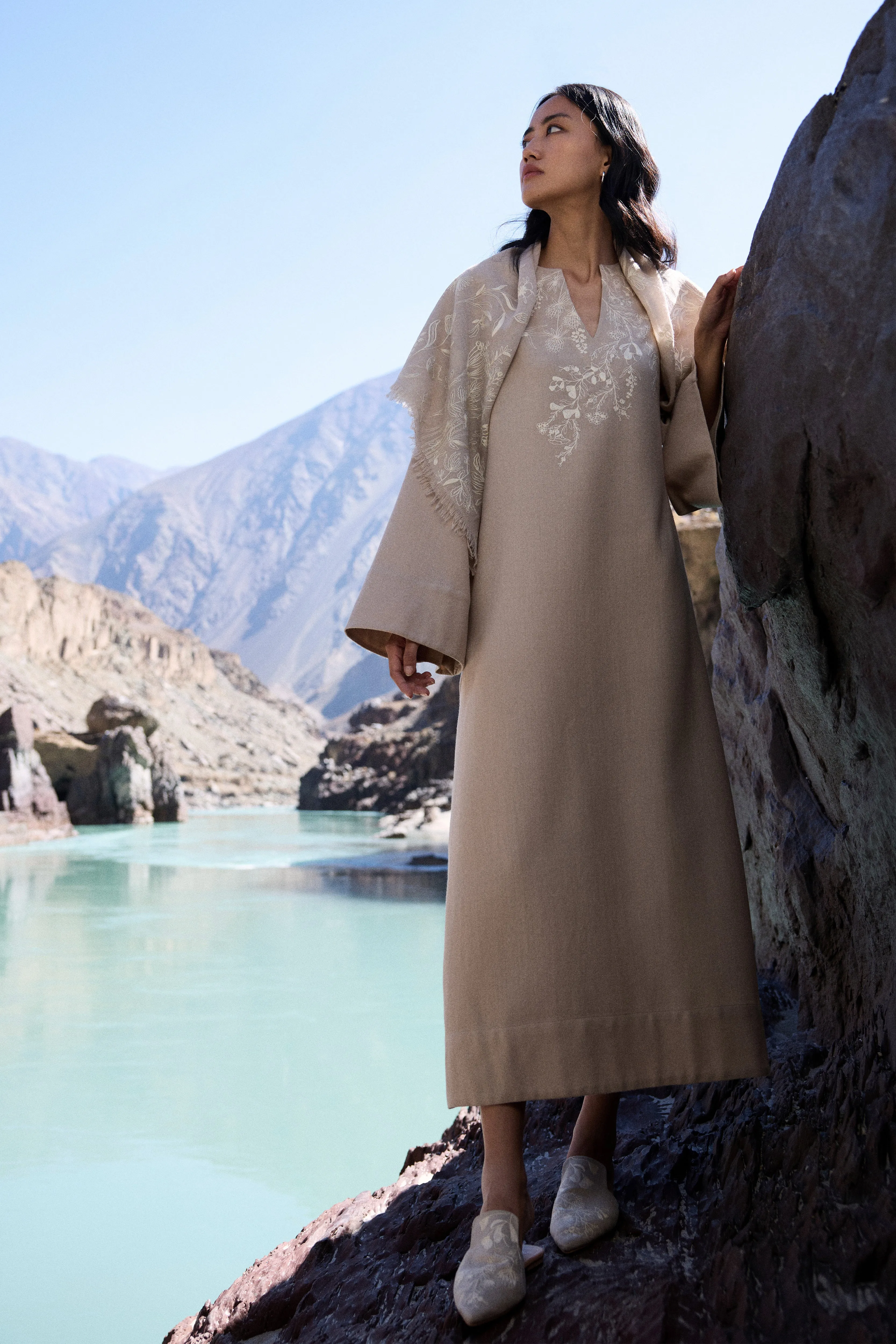 Neh Woollen Kaftan Dress (Natural)