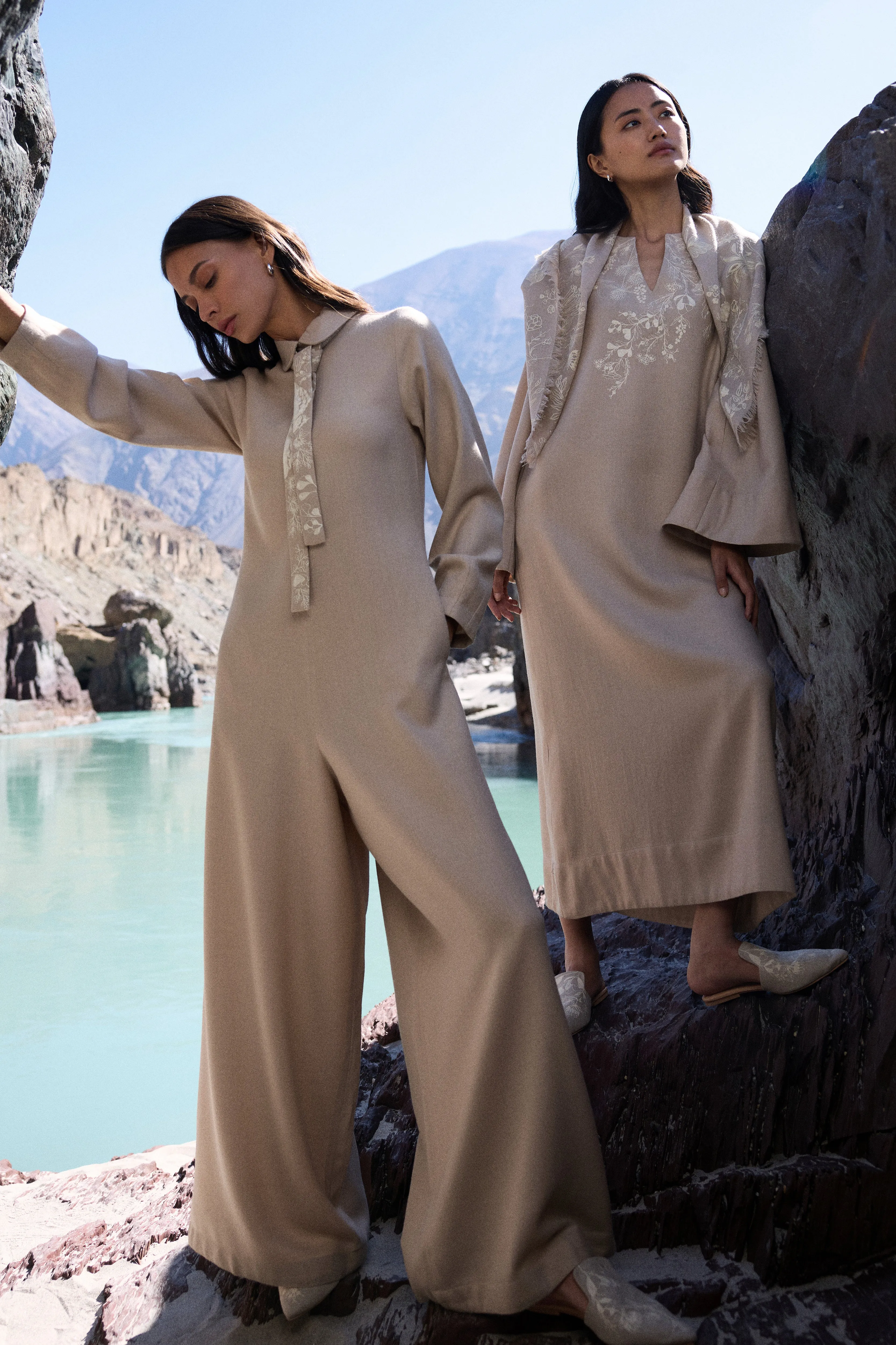 Neh Woollen Kaftan Dress (Natural)