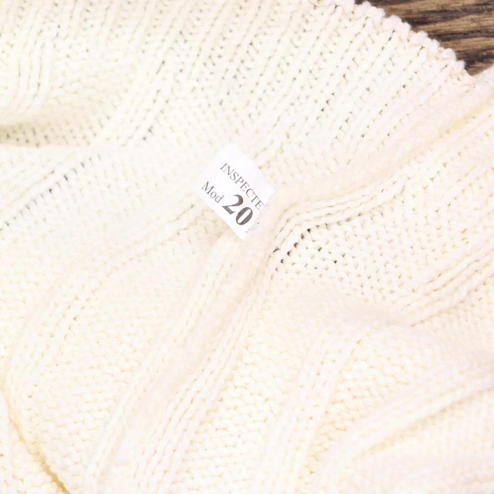 Oliver Womens Knit Vintage USA Made Turtleneck Sweater 166585949d5e7e Ivory M
