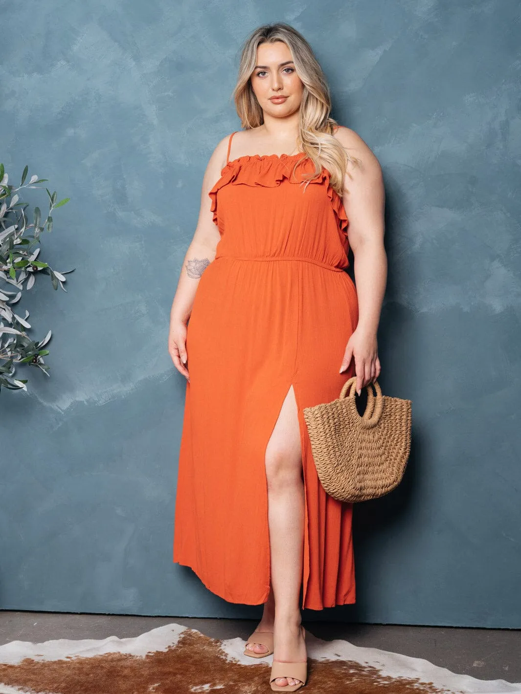 PLUS SIZE SLEEVELESS RUFFLE MAXI DRESS