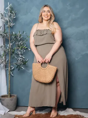 PLUS SIZE SLEEVELESS RUFFLE MAXI DRESS