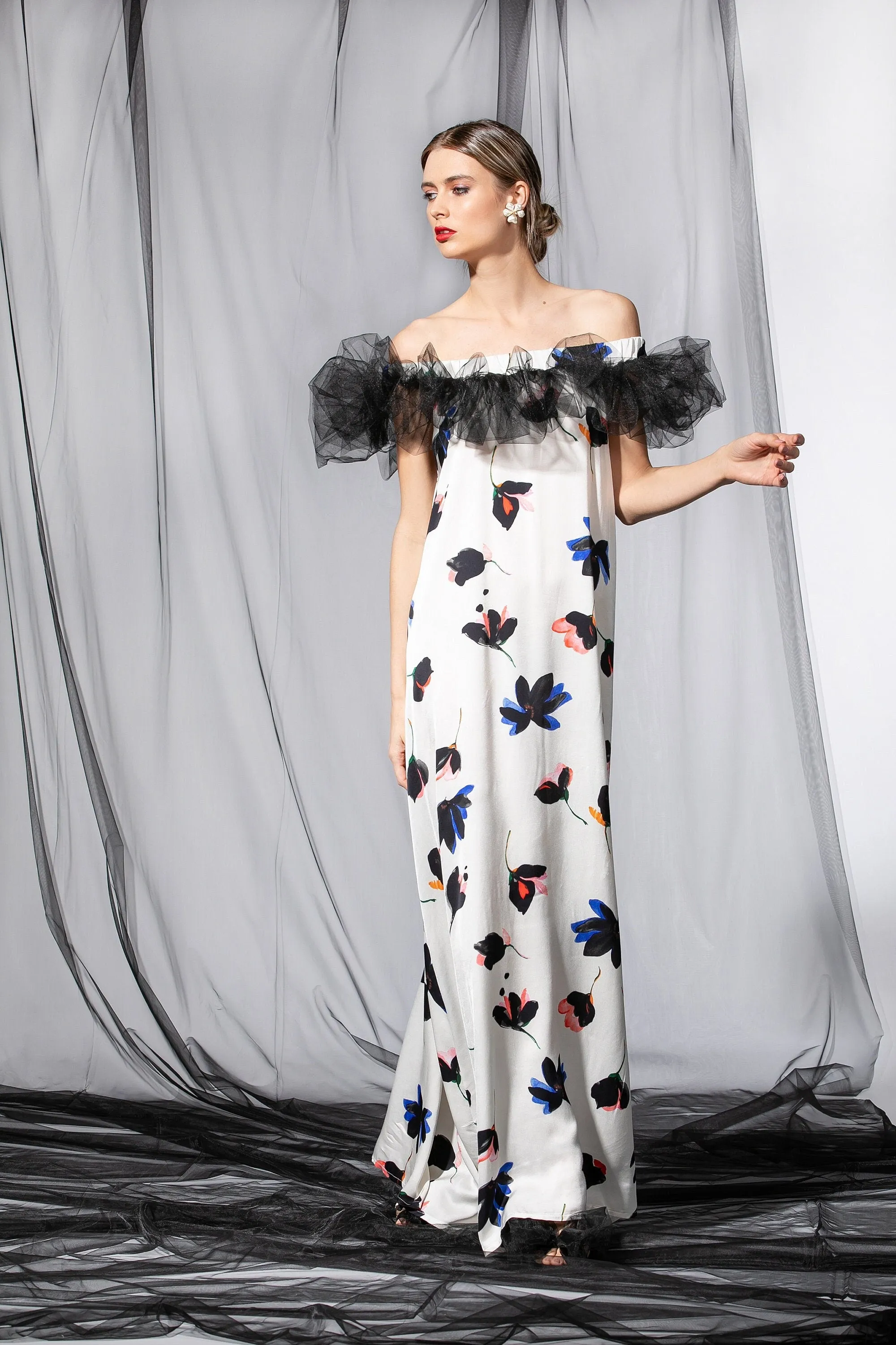 Ruffle Tulle Maxi Dress in Floral Pattern, Off-the-shoulder Dress, Floral Party Dress, Extravagant Evening Dress, Plus Size Cocktail Dress