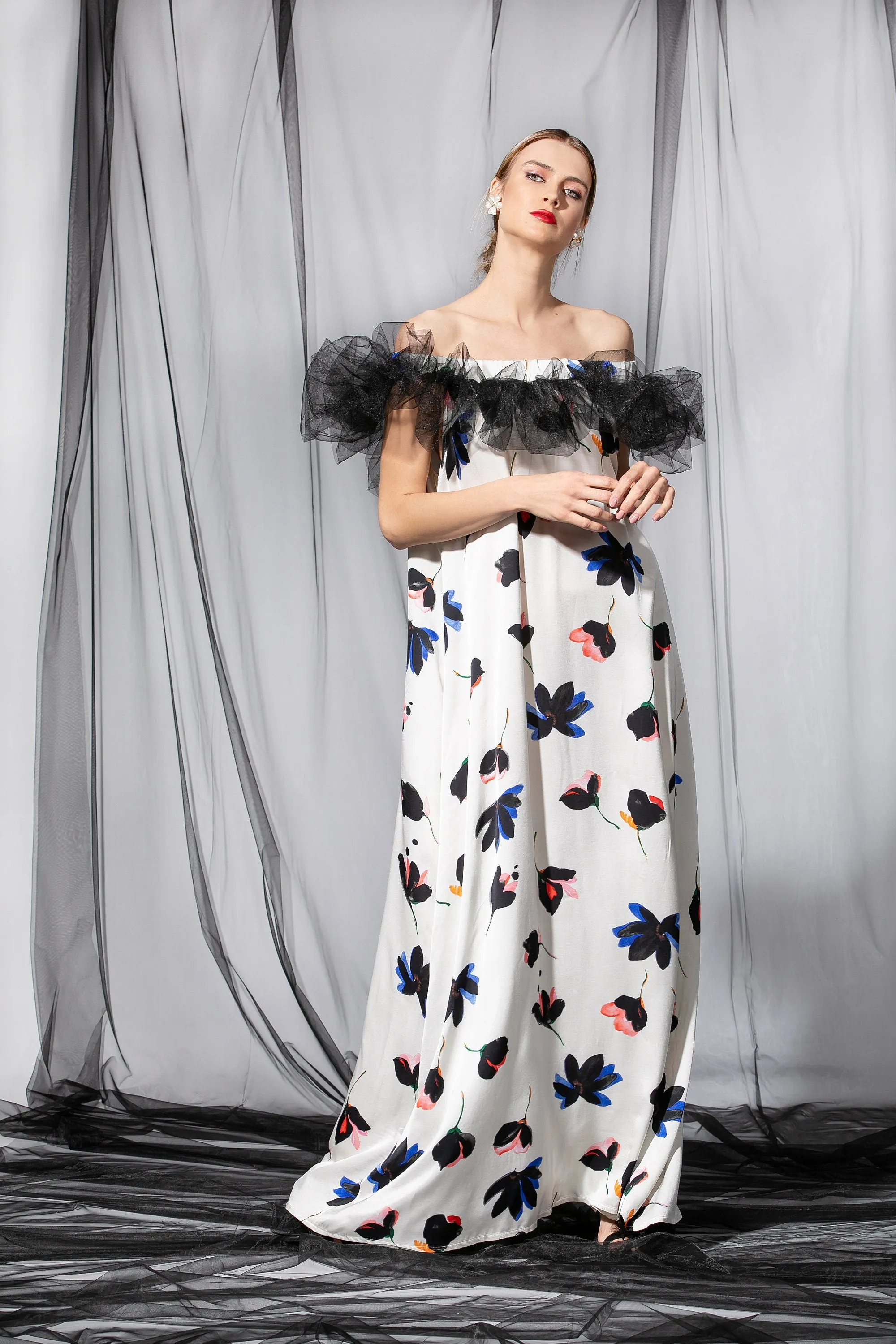Ruffle Tulle Maxi Dress in Floral Pattern, Off-the-shoulder Dress, Floral Party Dress, Extravagant Evening Dress, Plus Size Cocktail Dress