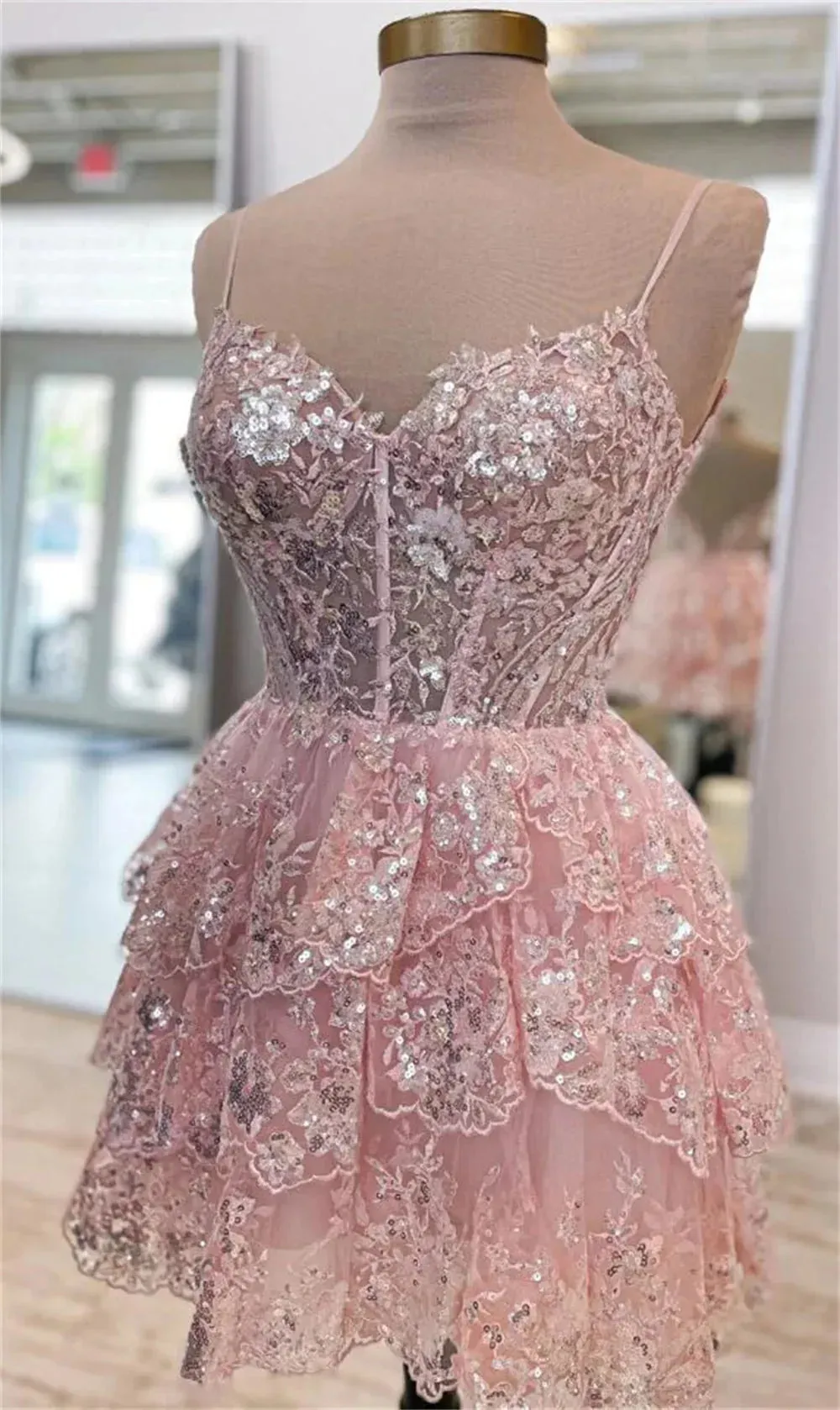 Sansa Short Lace Prom Dresses Spaghetti Strap Mini Tulle Vestidos De Noche Elegant Sleeveless Shiny Sequins Formal Evening