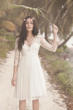 Simple Beach Style Chiffon Sheath V-neck Mid length 3-4 Sleeve Dress with Ruching-715621