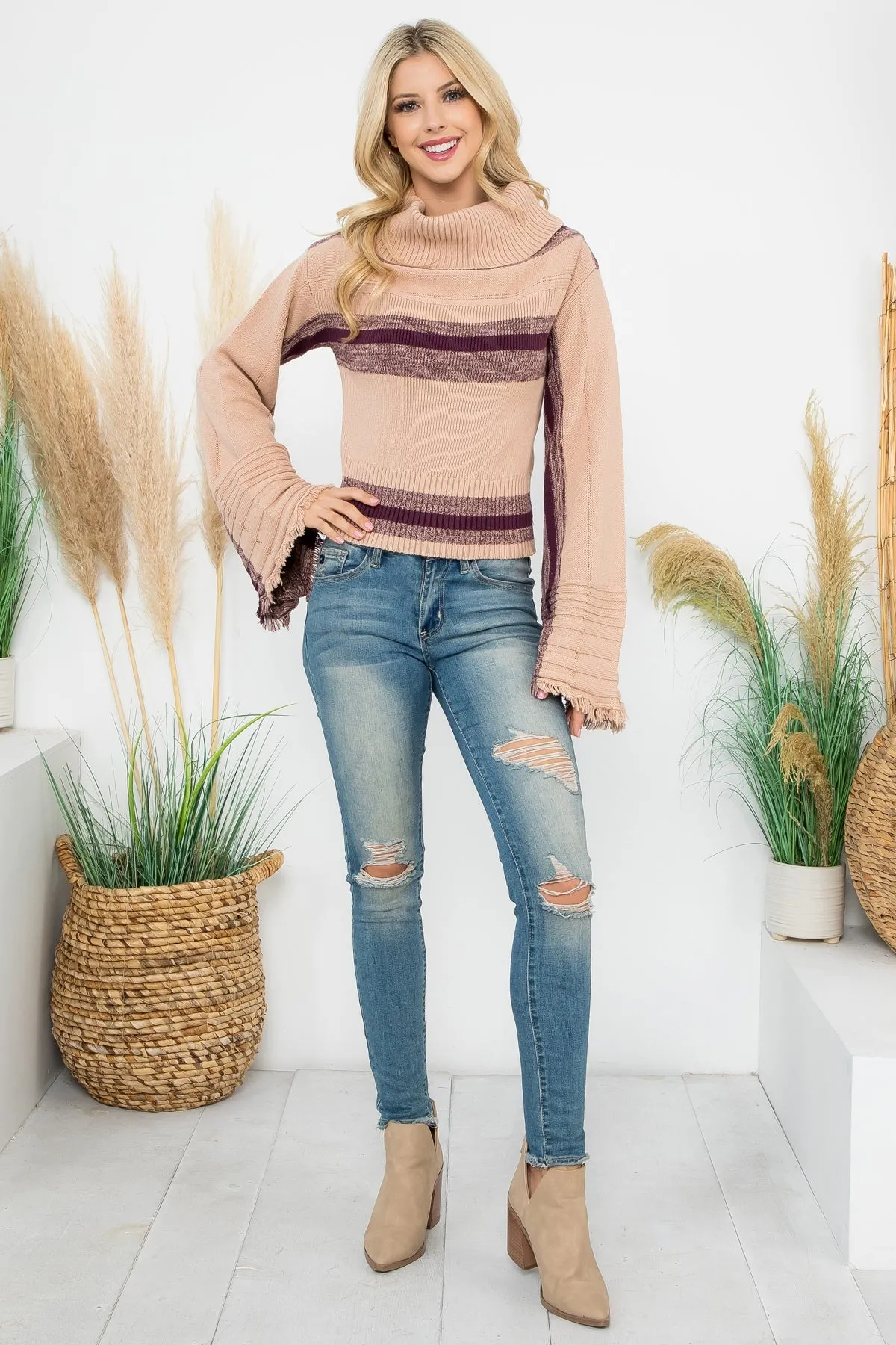 TASSEL TURTLE SWEATER