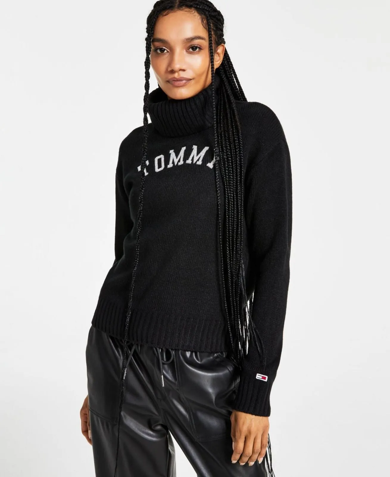 Tommy Jeans Women's Logo Turtleneck Sweater T2HS0CZC