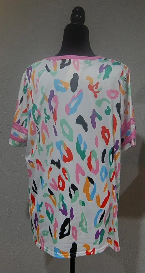 Top - V-neck with multi leopard colors & pink trim neck and sleeves