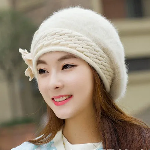 Woman's Knitted Winter Wool Flower Skullie